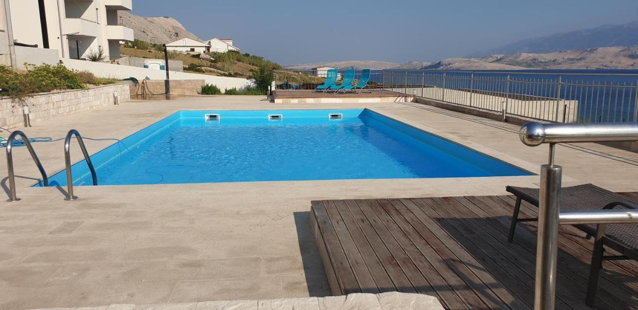 Studio Apartma Pag Blue Ocean 1 With Sea View Pag Town Zewnętrze zdjęcie